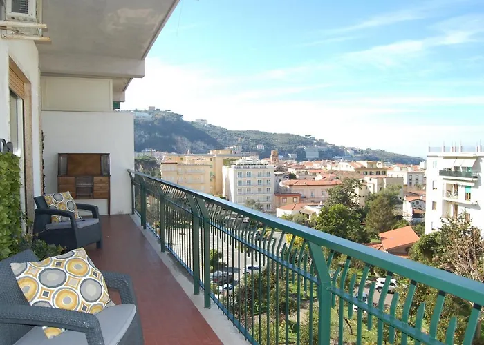 Apartment La Reginella *