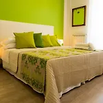 La Reginella Appartement *